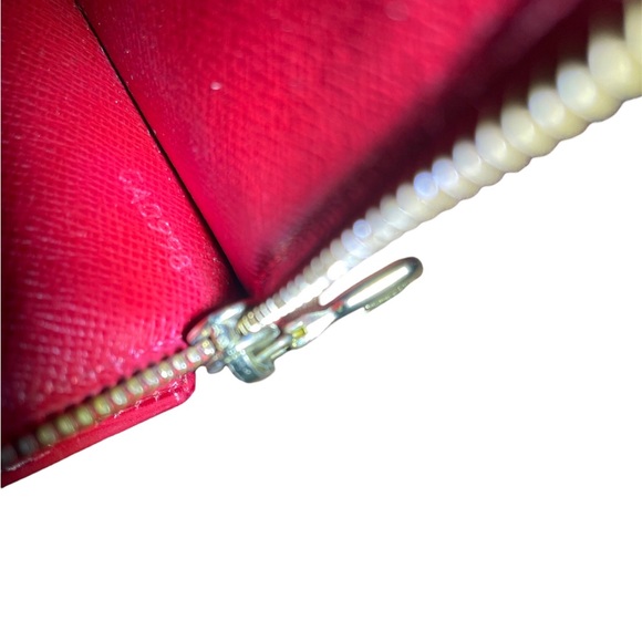 Louis Vuitton Portefueille Sarah Wallet - Picture 4 of 16